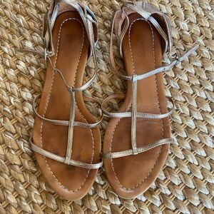 Elegant Metallic Strappy Sandals